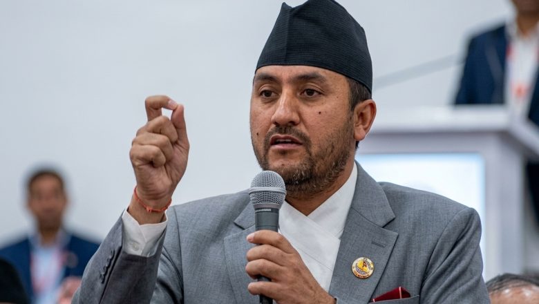 सांसद खरेलको स्पष्टिकरण : स्मार्ट टेलिकमको विषयमा एउटा मिटिङ समेत गरेको छैन्